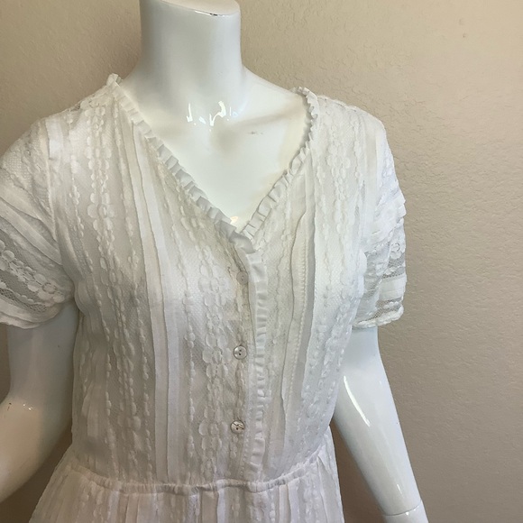 Jessakae Elegant White Lace Short Sleeve Dress - Picture 5 of 9